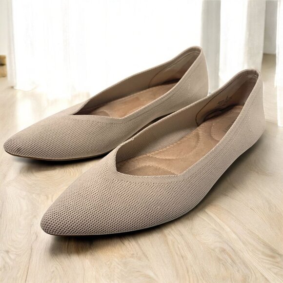 Old Navy Beige Pointed Toe Flats With Breathable Knit Design Size 9 - Picture 6 of 6
